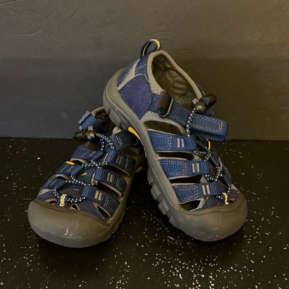 Sandales KEEN Enfant Taille 6 – Lacets, Cuir Noir, Idéales Pour L'école